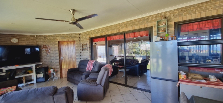 3 Bedroom Property for Sale in Noorsekloof Eastern Cape